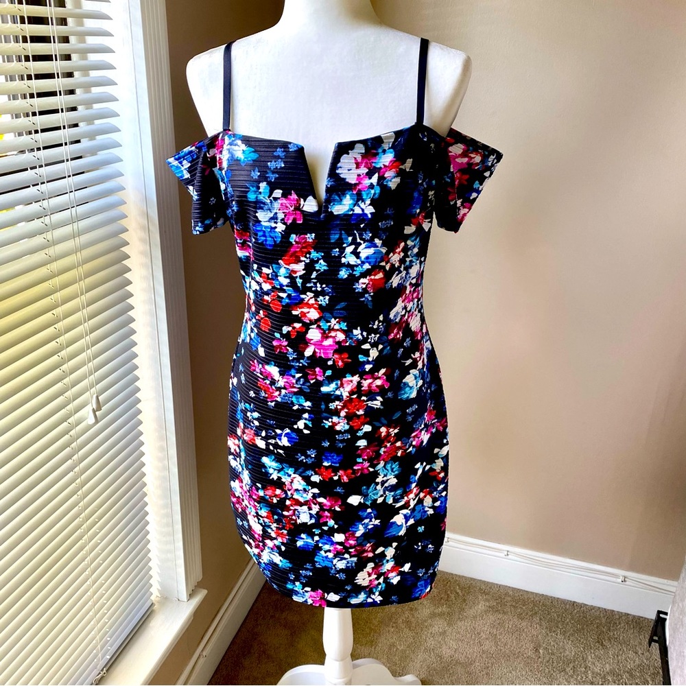 Guess navy blue floral dress